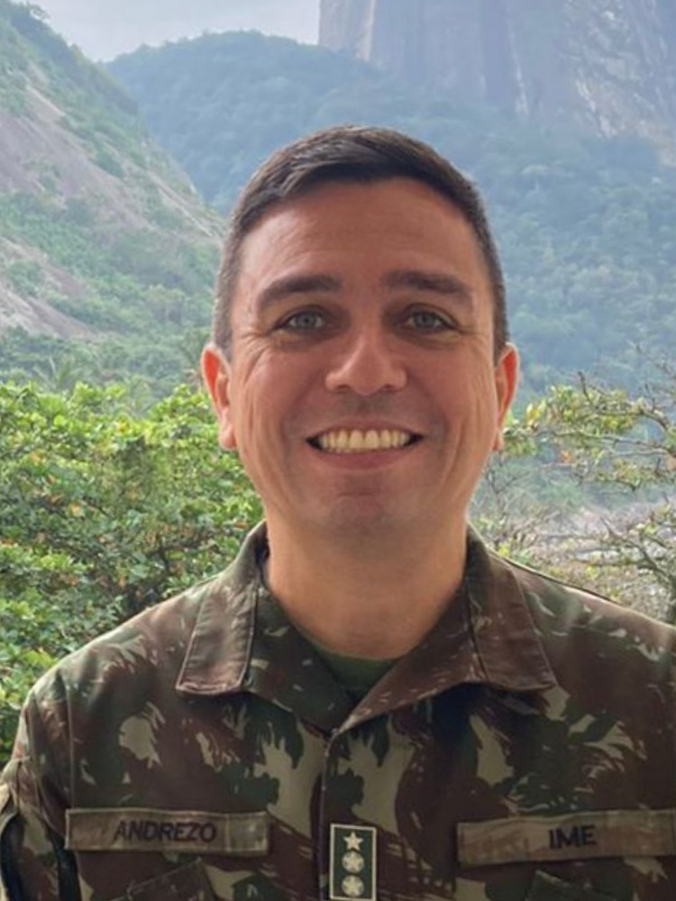 Prof. Dr. Eng. Militar TC Vítor Gouvêa Andrezo Carneiro